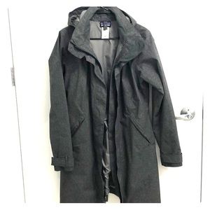 Patagonia rain trench coat☔️
